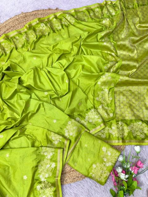 Akshara dola silk saree ring road surat wholesale market